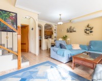 Bestaande woningen - Villa - Orihuela Costa - Villamartin