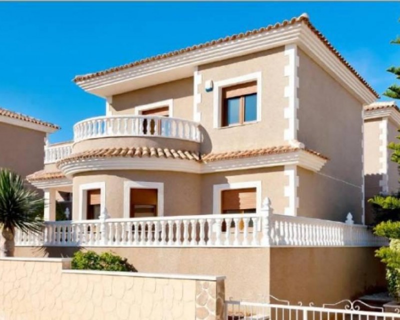 Chalet - Nueva construcción - Torrevieja - Los altos