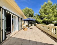 Resale - Villa - Benimantell