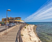 Resale - Villa - Los Altos