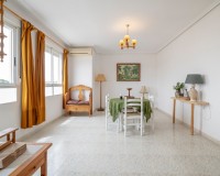 Reventa - Apartamento - Los Montesinos