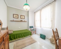 Reventa - Apartamento - Los Montesinos