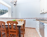Videresalg - Villa - La Florida