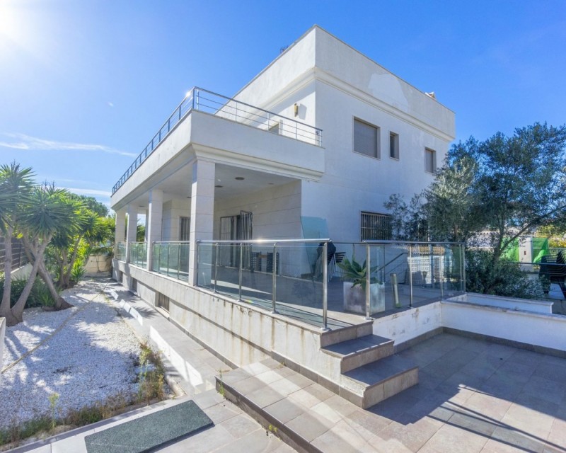 Villa - Resale - La Zenia - La Zenia